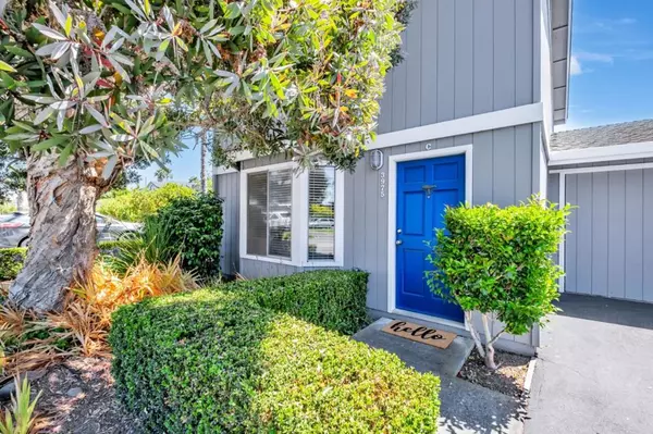 Santa Cruz, CA 95062,3975 Bramble LN #C