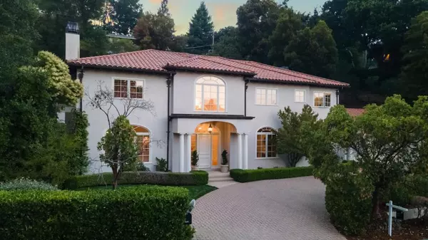 Hillsborough, CA 94010,2855 Churchill DR