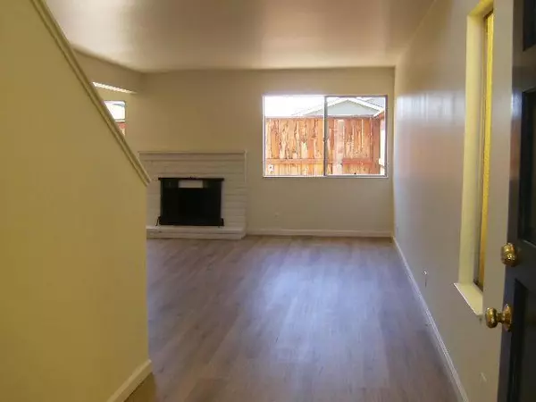 Salinas, CA 93901,1310 Primavera ST #118