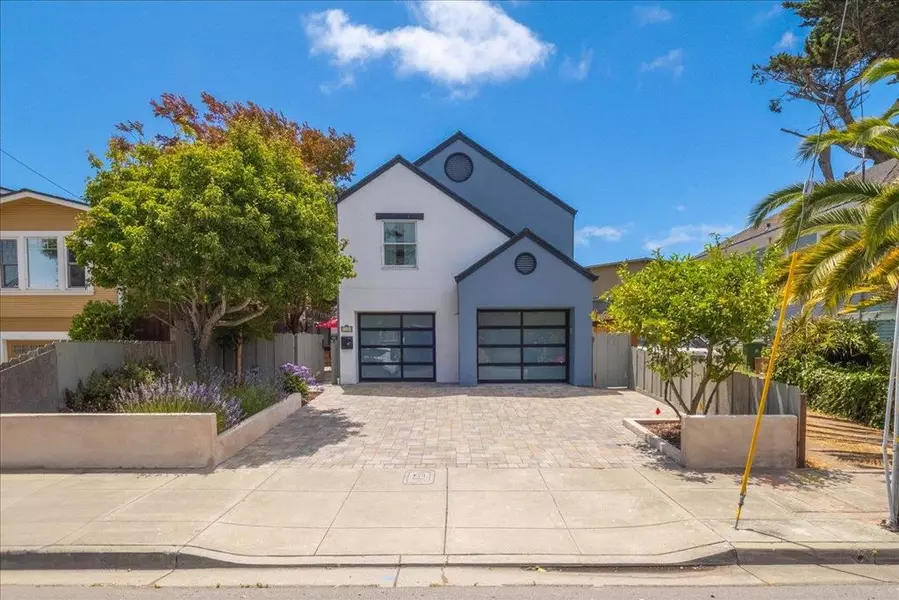 1128 3rd ST, Monterey, CA 93940