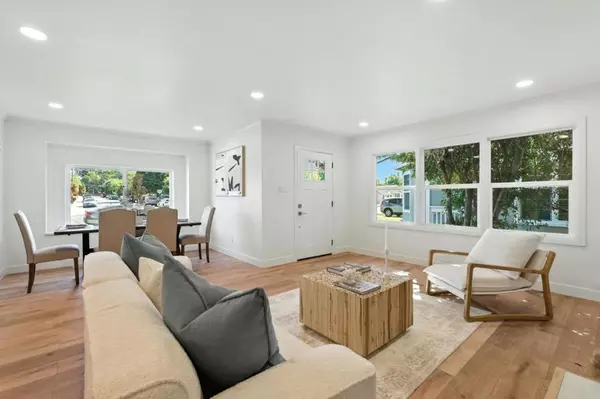 Sunnyvale, CA 94085,241 E Taylor AVE
