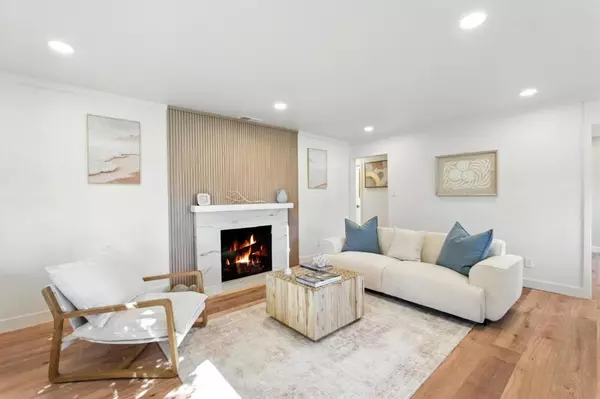 Sunnyvale, CA 94085,241 E Taylor AVE