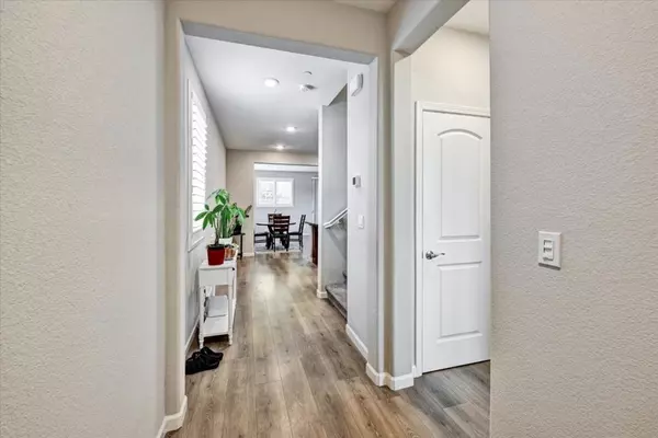 Sacramento, CA 95834,2466 Buzz Aldrin WAY