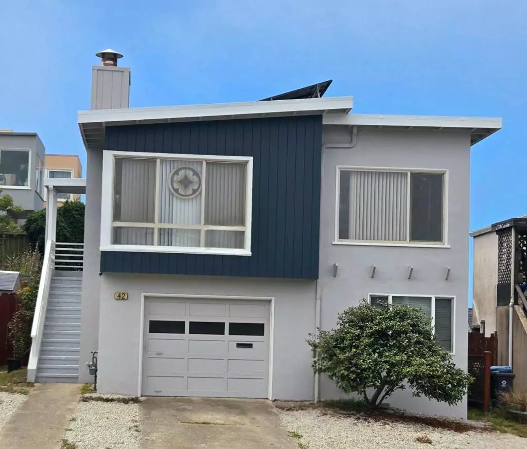 Daly City, CA 94015,42 Skyline DR