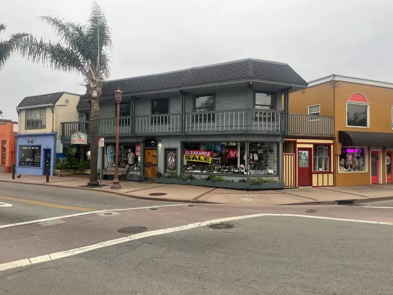120 Stockton AVE, Capitola, CA 95010