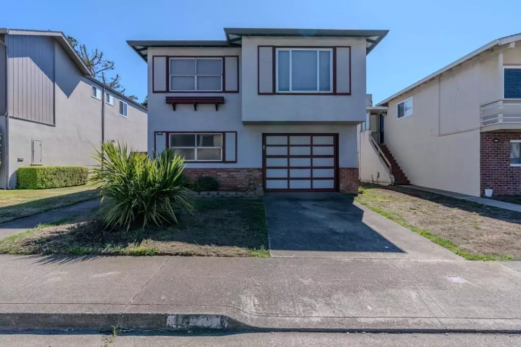 Pacifica, CA 94044,226 Crestmoor CIR