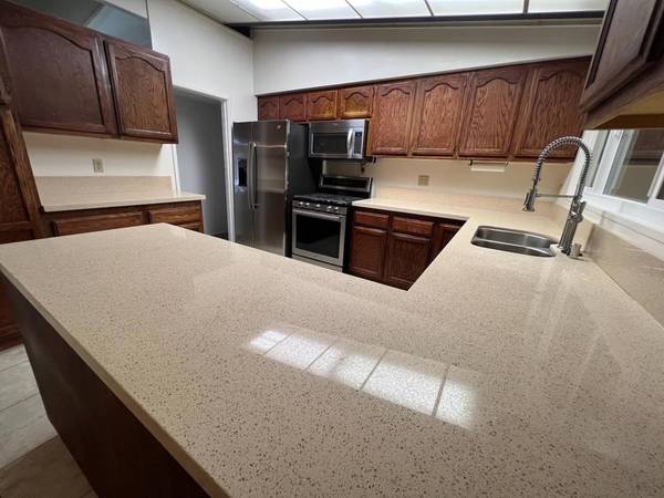 Sunnyvale, CA 94089,1208 Tucson AVE