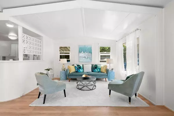 Santa Cruz, CA 95062,1555 Merrill ST