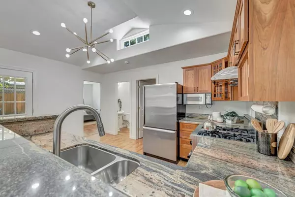 Mountain View, CA 94041,545 W Dana ST