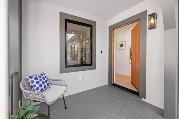 Burlingame, CA 94010,2205 Adeline DR