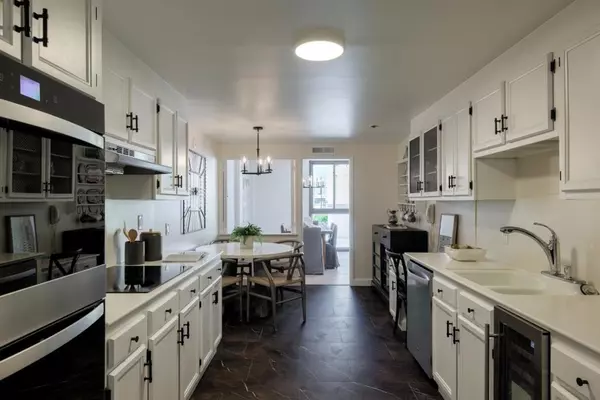 Burlingame, CA 94010,110 Park RD #202