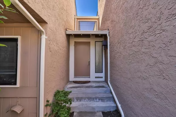 San Jose, CA 95120,6628 Wildwood CT