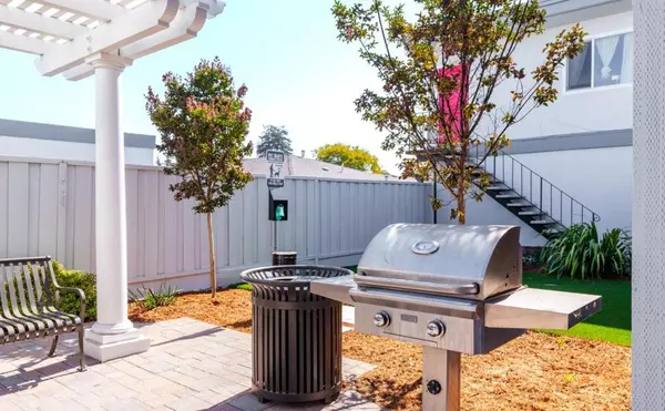 San Leandro, CA 94577,2736 Marina BLVD