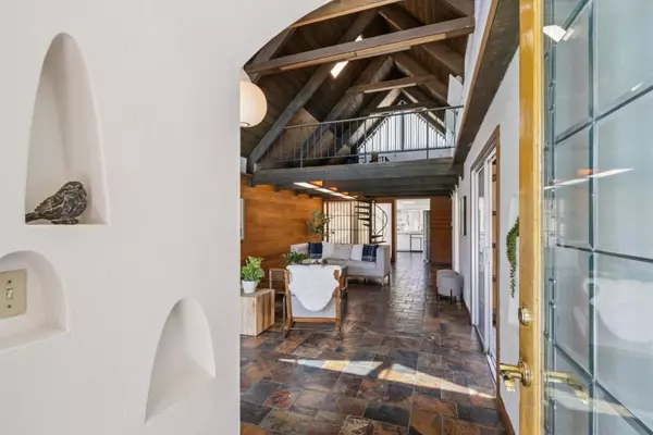 Sunnyvale, CA 94087,509 Crater Lake CT