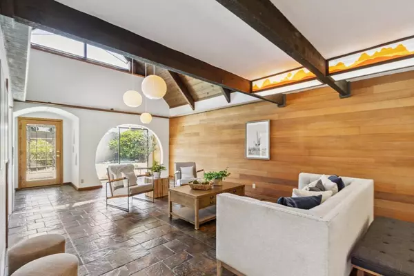 Sunnyvale, CA 94087,509 Crater Lake CT