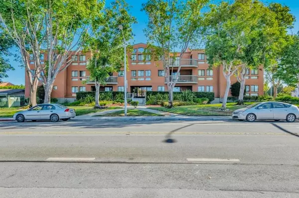 2425 S Norfolk ST #106, San Mateo, CA 94403