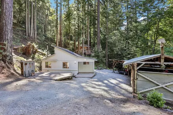 Watsonville, CA 95076,1502 Eureka Canyon RD