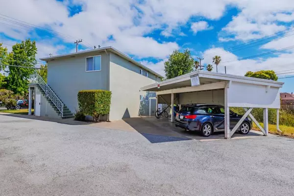 San Mateo, CA 94403,94 E 39th AVE