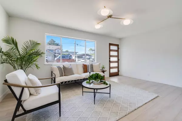 Santa Cruz, CA 95060,421 Oxford WAY