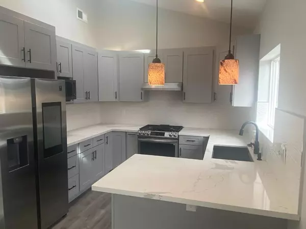 San Jose, CA 95125,7732 Delmas AVE