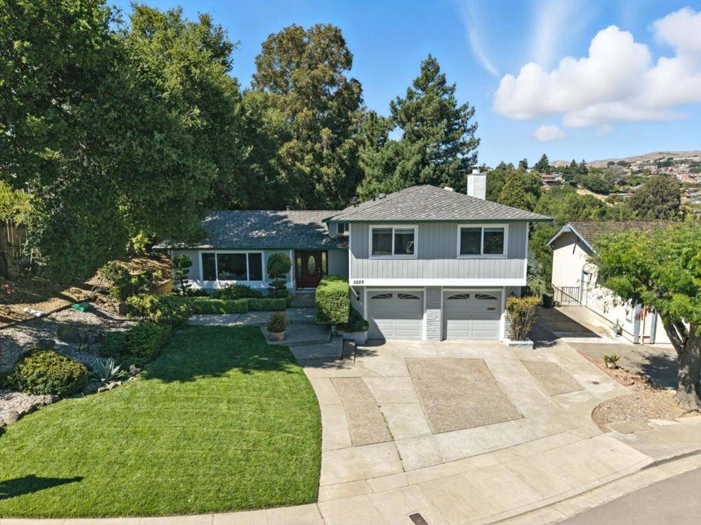 Castro Valley, CA 94552,5529 Feather CT