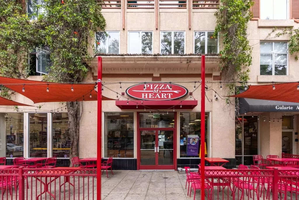 Santa Cruz, CA 95060,1114 Pacific AVE