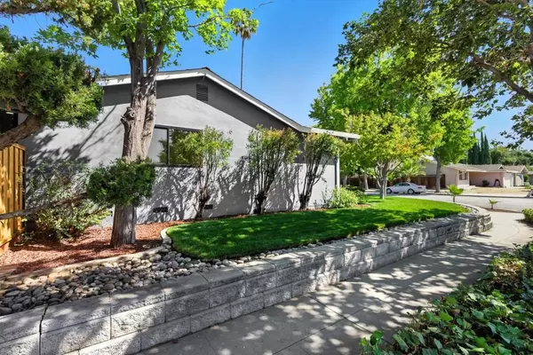 San Jose, CA 95136,4189 Glenmont DR
