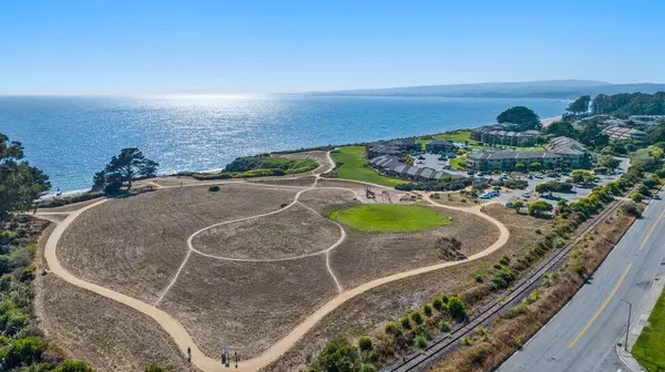 Aptos, CA 95003,126 Via Novella