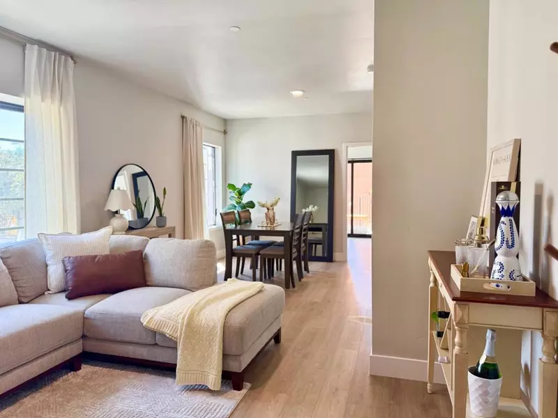 400 San Benito St #202, Hollister, CA 95023