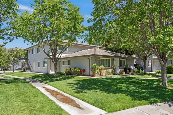 1343 Scossa AVE #4, San Jose, CA 95118