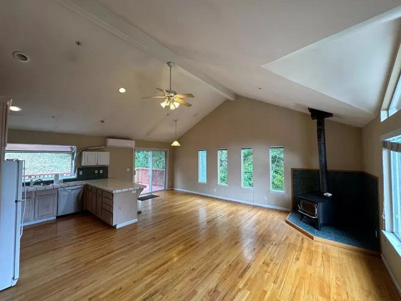 25060 Soquel San Jose RD, Los Gatos, CA 95033