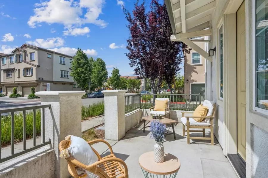 1202 Martin Luther King DR, Hayward, CA 94541