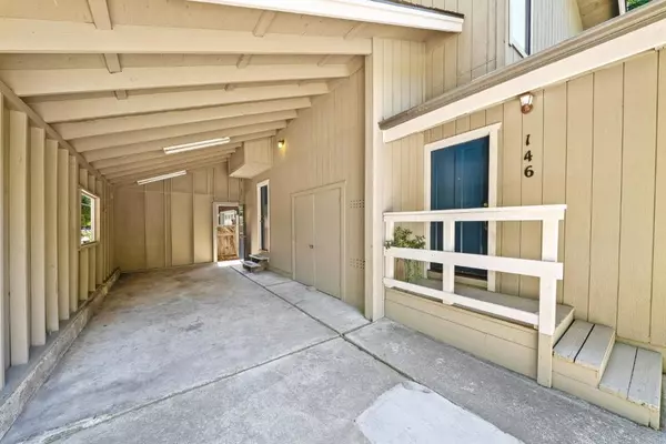 Aptos, CA 95003,146 Aptos School RD