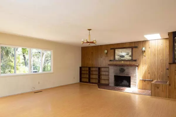 Pacific Grove, CA 93950,1113 Buena Vista AVE