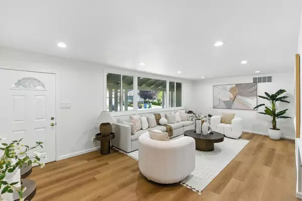 Santa Clara, CA 95050,2464 Brannan PL