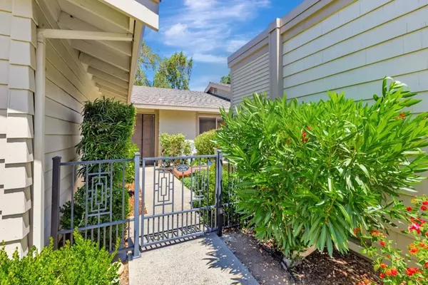 San Jose, CA 95135,7369 Via Montecitos