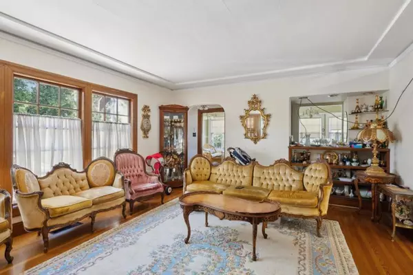 Burlingame, CA 94010,1516 Cortez AVE