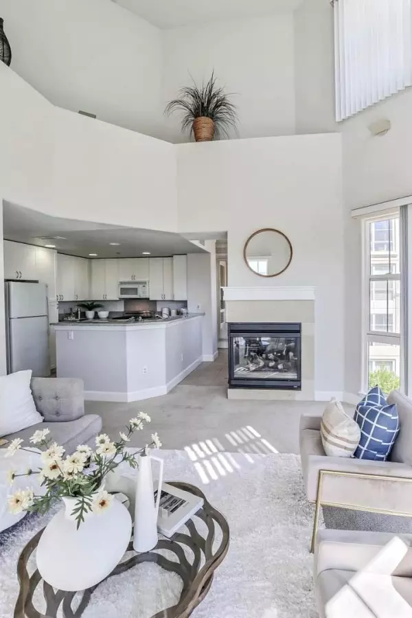 Cupertino, CA 95014,20488 Stevens Creek BLVD #2301