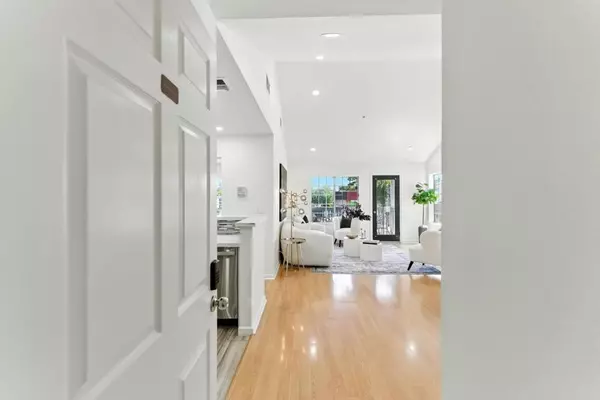 Belmont, CA 94002,935 Old County RD #42