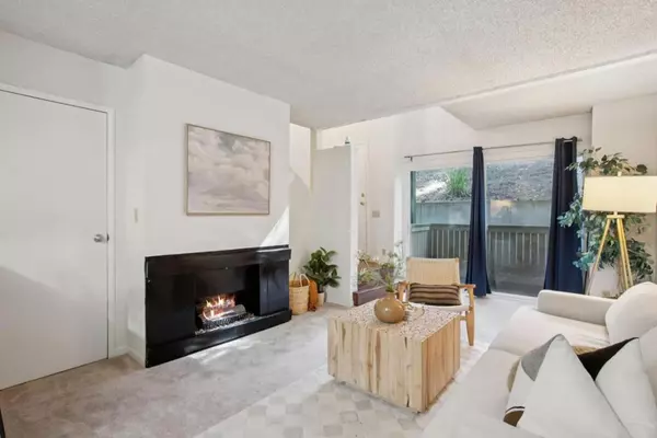 Daly City, CA 94015,357 Half Moon LN #12