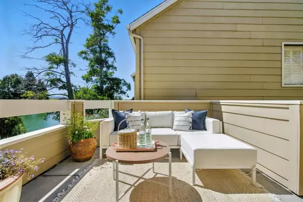 San Mateo, CA 94404,1090 Shoreline DR