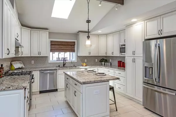 San Jose, CA 95124,1703 Pasatiempo