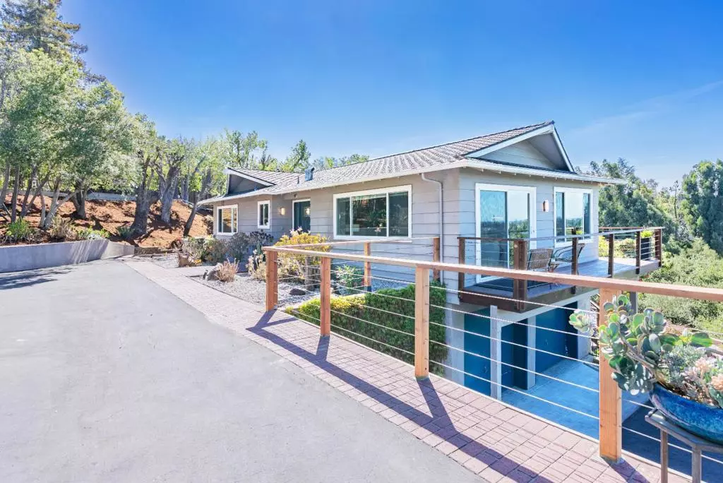 Los Altos, CA 94024,893 Madonna WAY