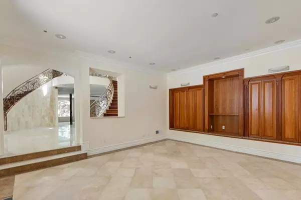 Woodside, CA 94062,1 Reids Roost RD