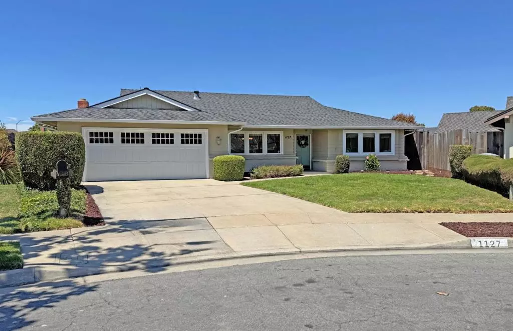 Salinas, CA 93901,1127 Montecito CIR