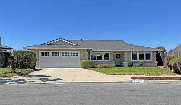 Salinas, CA 93901,1127 Montecito CIR