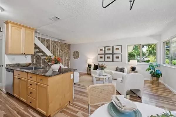 390 N 1st ST #2, Campbell, CA 95008