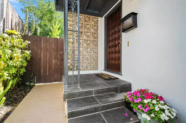 San Bruno, CA 94066,580 Madison AVE