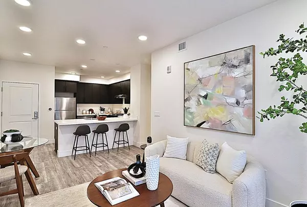42111 Osgood RD #206, Fremont, CA 94539