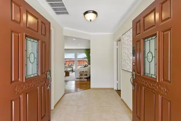 Belmont, CA 94002,1 Dionne CT